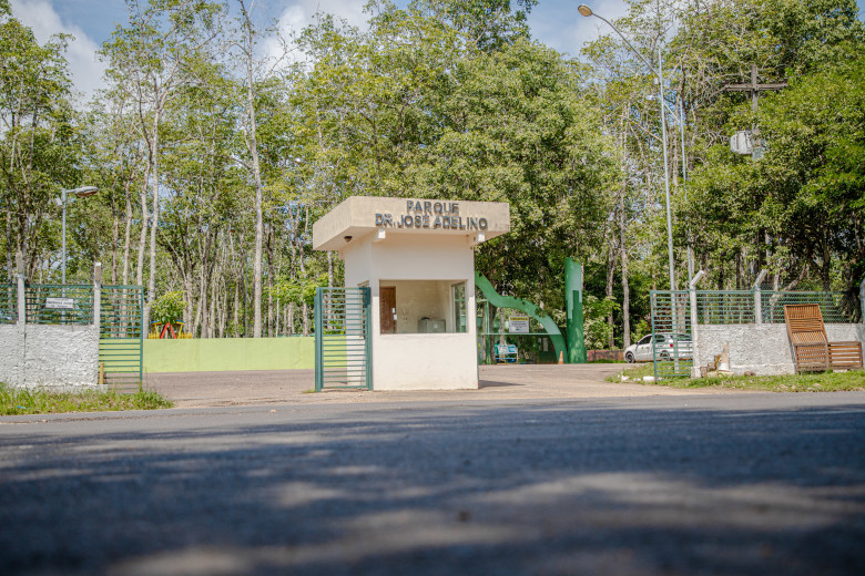 Interrupção ocorre em razão das obras de revitalização do espaço