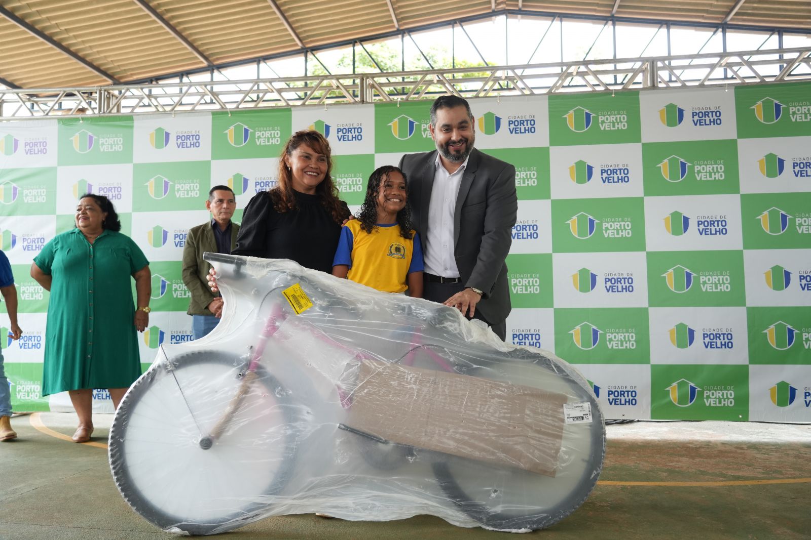 Segundo Giordani Lima, a entrega das bicicletas simboliza a valorização do esforço e do desempenho dos estudantes