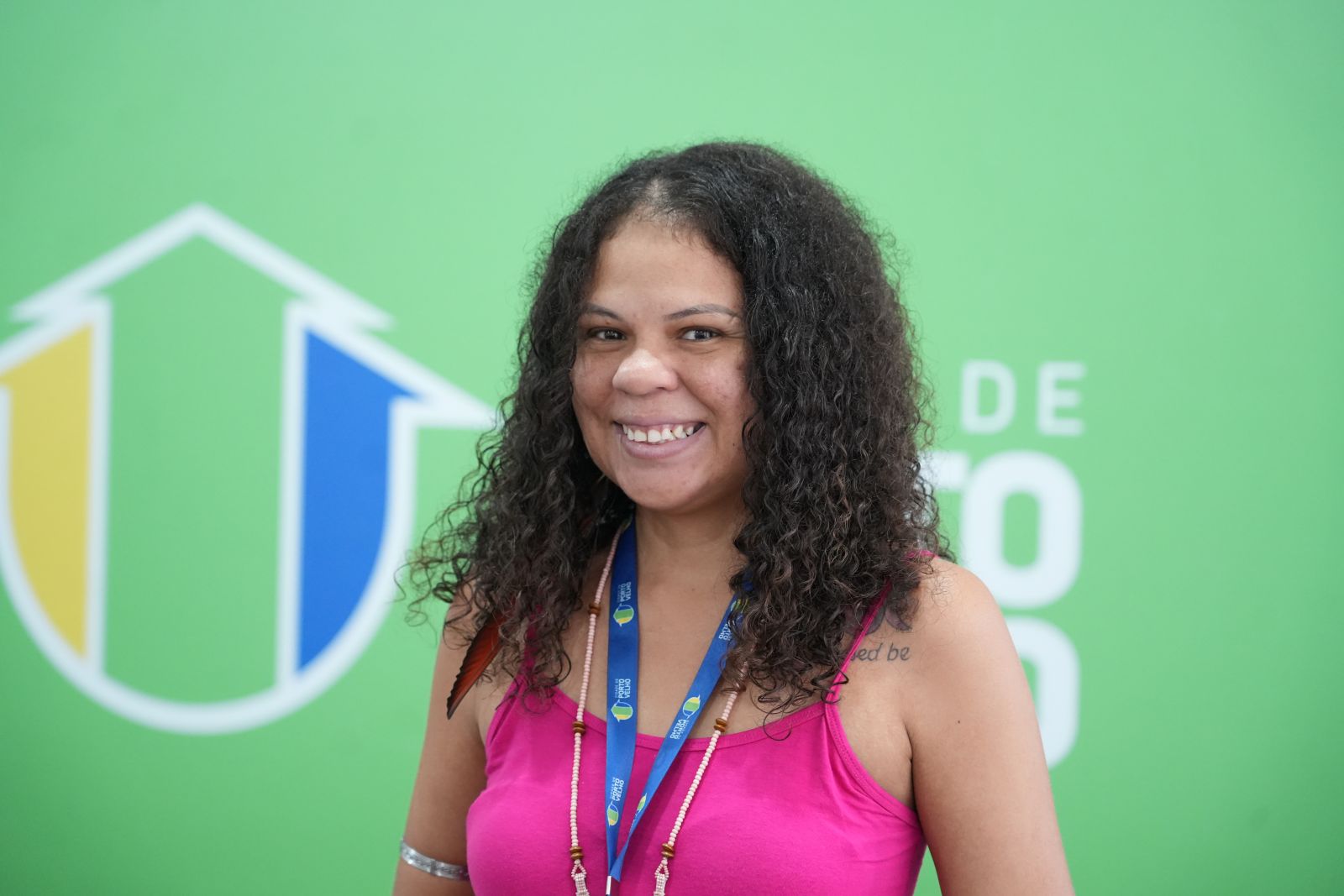 A ideia é que a mulher saia a oficina com técnica, explica Anne