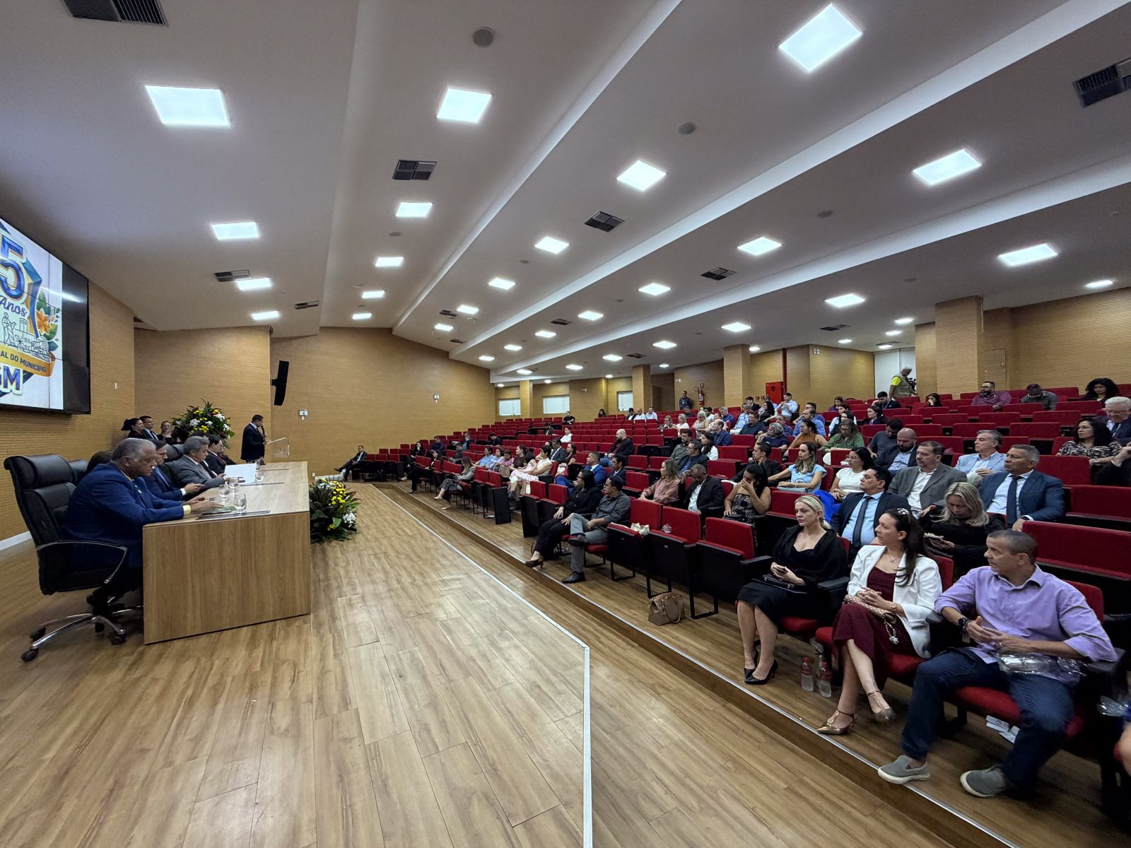 Evento reuniu autoridades, servidores e homenageados em um momento de reconhecimento à trajetória da CGM